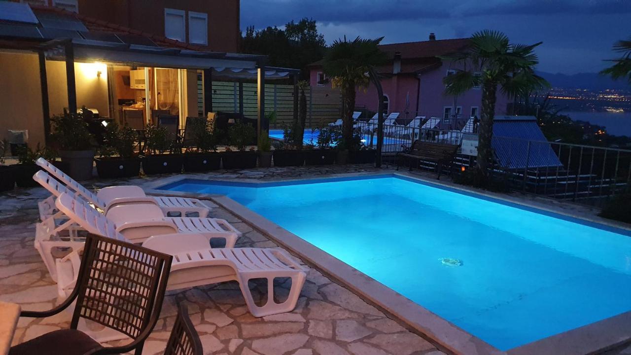 Apartments Kroatien Lovran Exterior foto